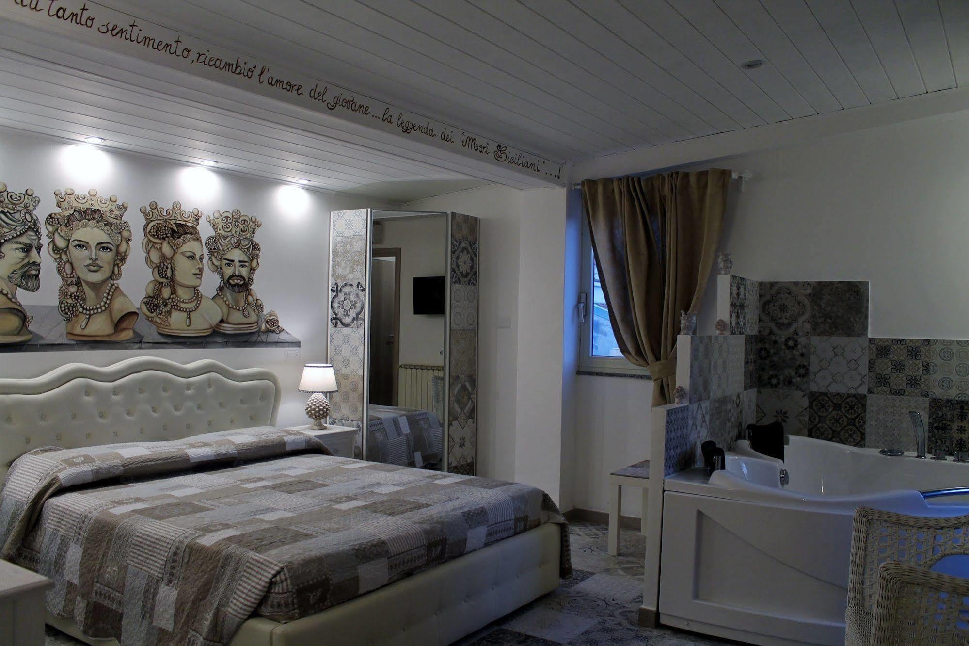 B&B Triskeles Джардини-Наксос Экстерьер фото